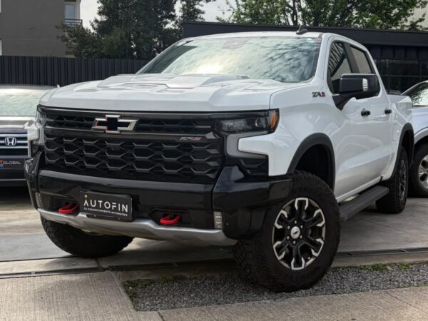 CHEVROLET SILVERADO ZR2 6.2 V8 4X4 AT 2024